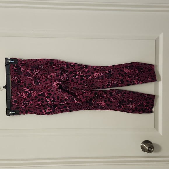 Lululemon - Picture 2 of 3